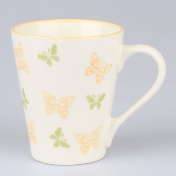 Porcelánová šálka s motívom motýľov (oranžová)